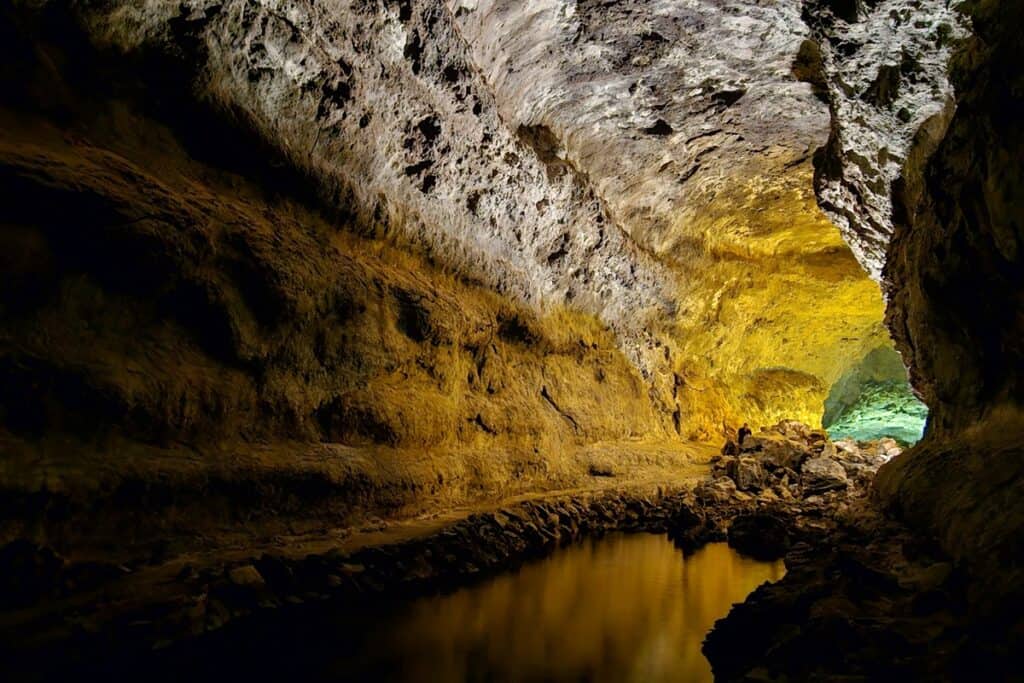 la cueva de los verdes