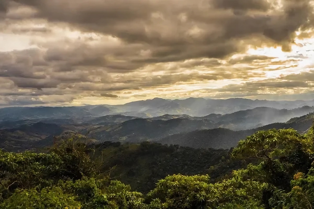 paysage montagne brésil