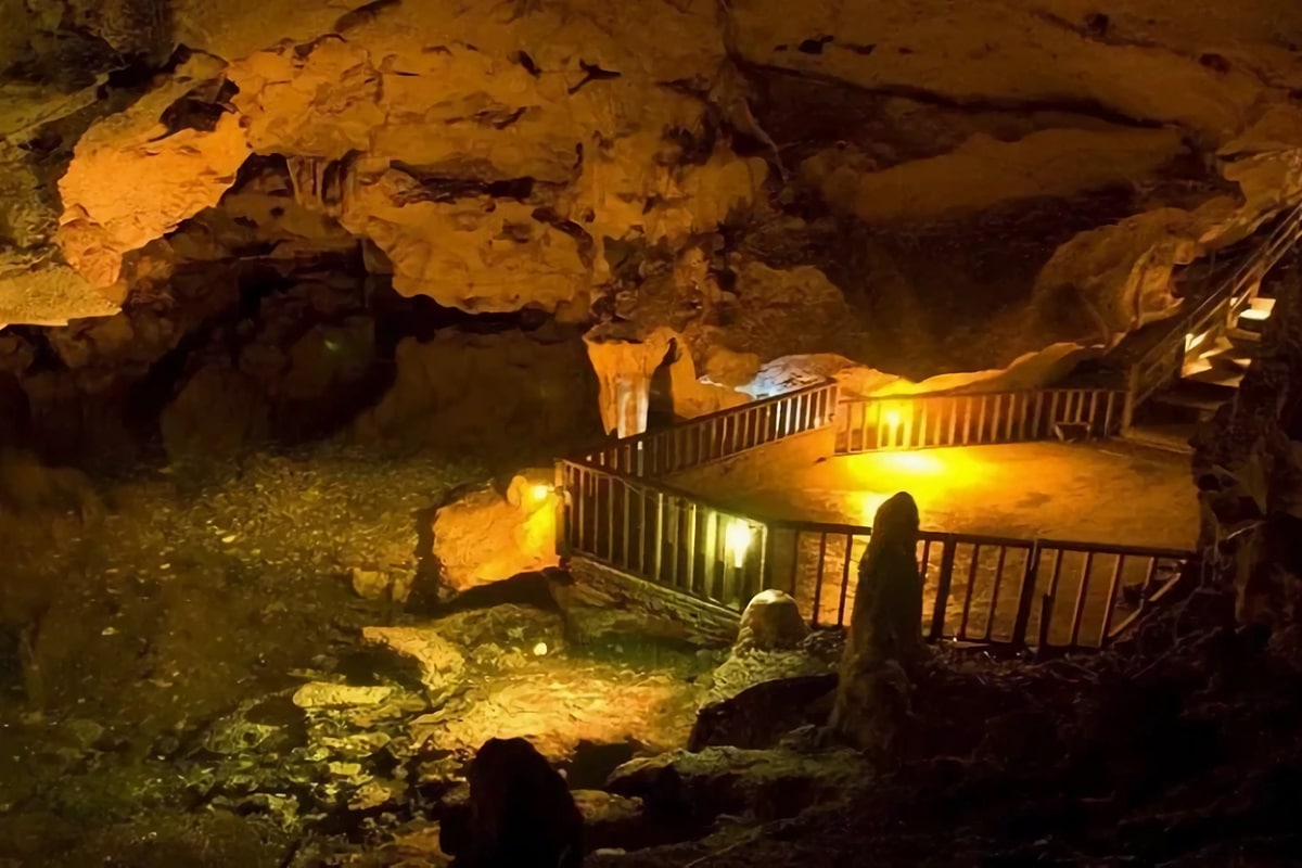 Grottes de Green Grotto : un site unique en Jamaïque