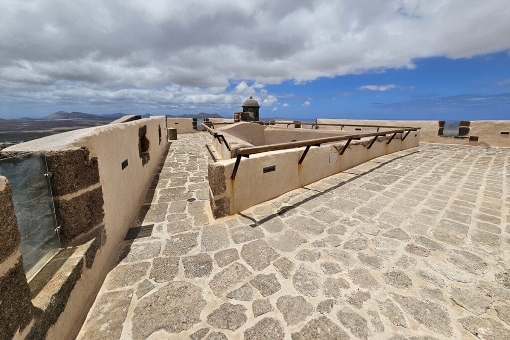 terrasse du château santa barbara