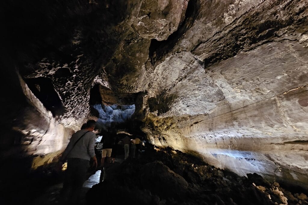 tunnel cueva de los verdes