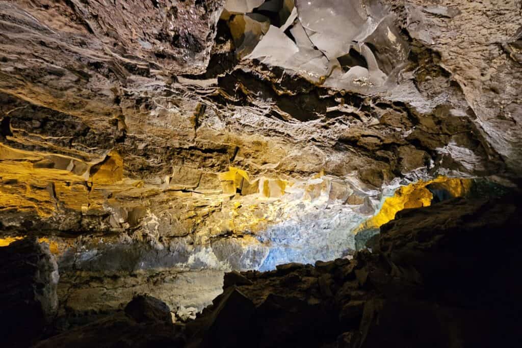 intérieur de la cueva de los verdes