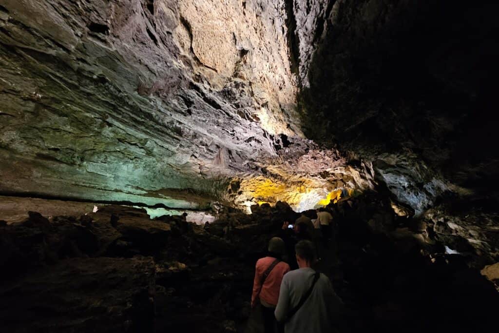 tunnel cueva de los verdes