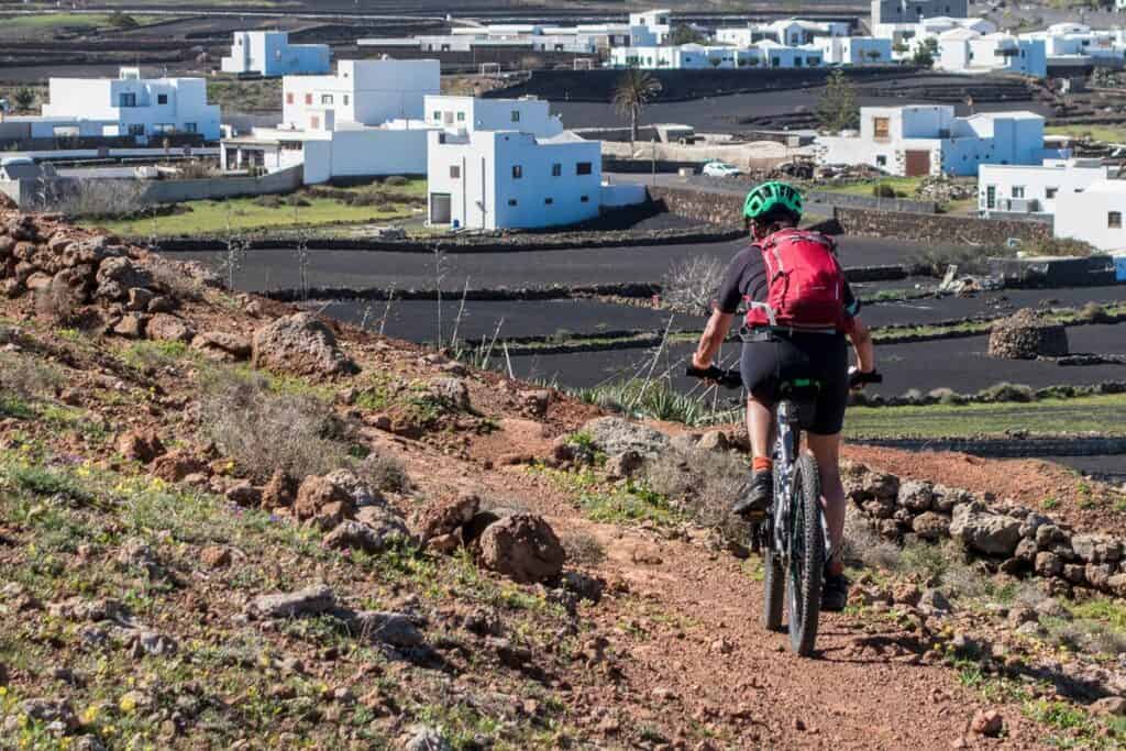 visiter la graciosa en vélo