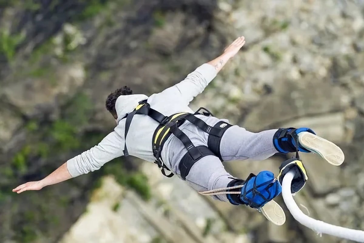 Top 3 des meilleurs sites de saut à l'élastique en France