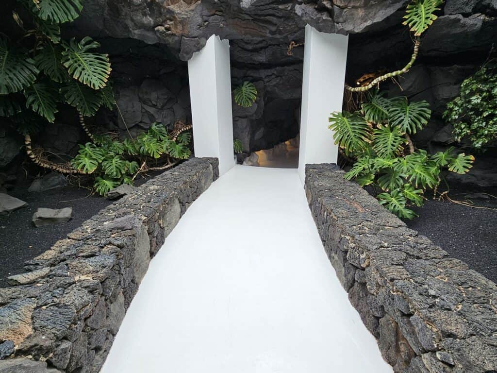 entrée de tunnel fondation César Manrique