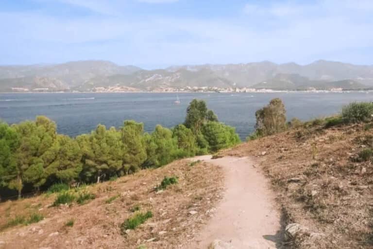 sentier du littoral saint florent