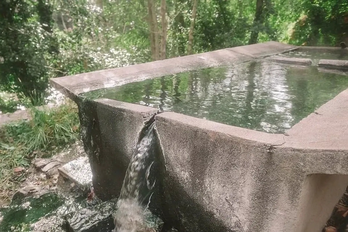 Bains de Guitera : des eaux sulfurées et curatives à 42°