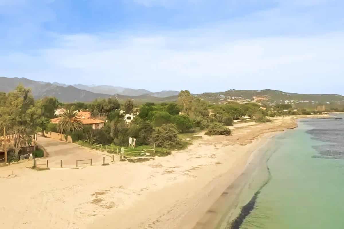 plage saint cyprien corse