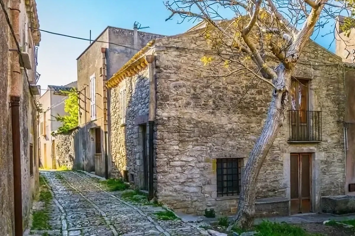 Visiter Erice : un charmant village médiéval en Sicile