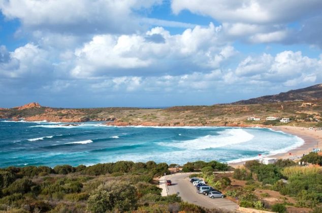 Isola Rossa En Sardaigne : Un Petit Paradis Côtier