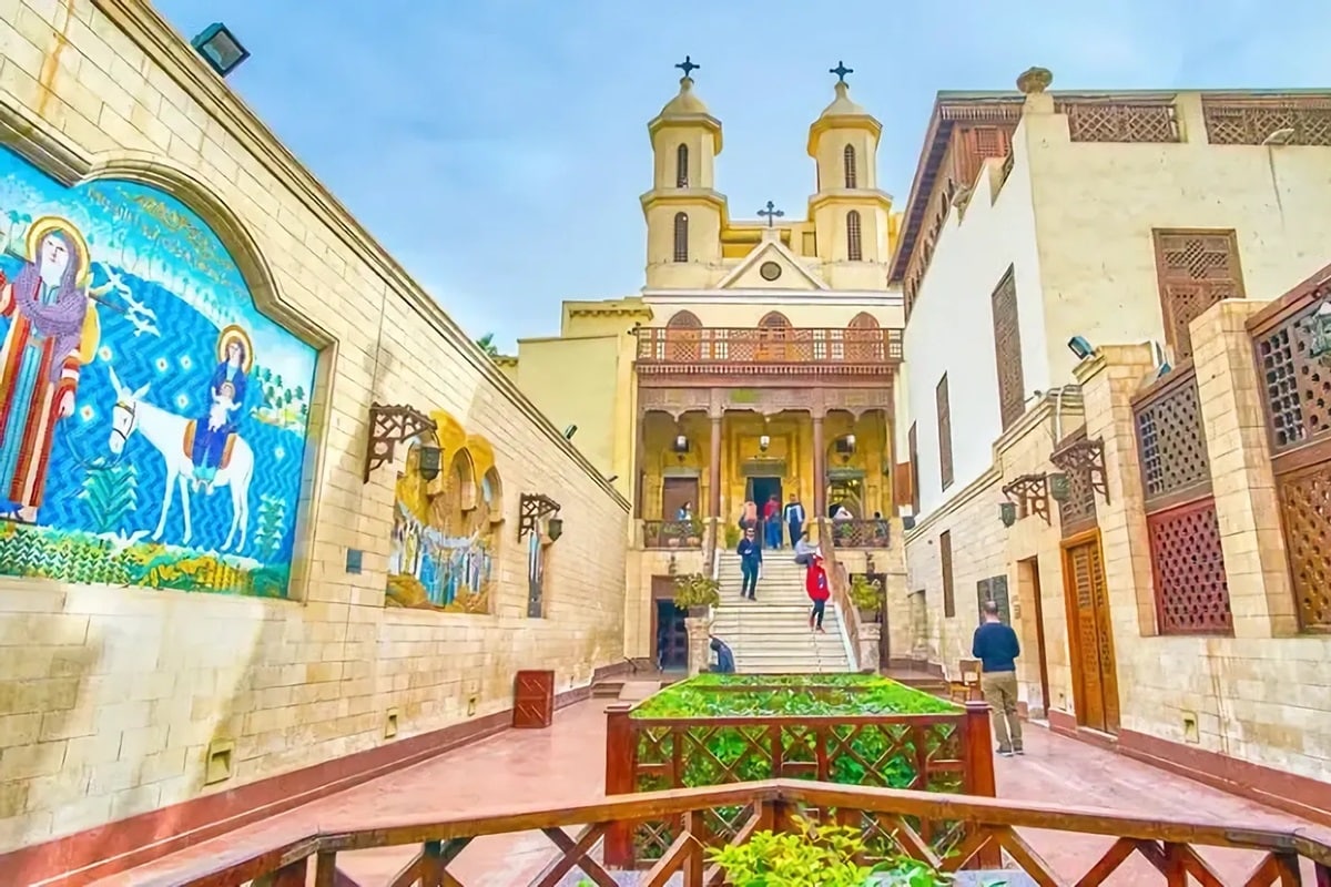 L’église suspendue au Caire (Al-Muallaqah) : guide de visite