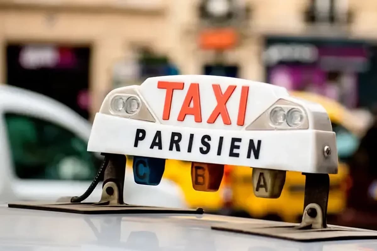 Prendre le taxi à Paris : informations pratiques