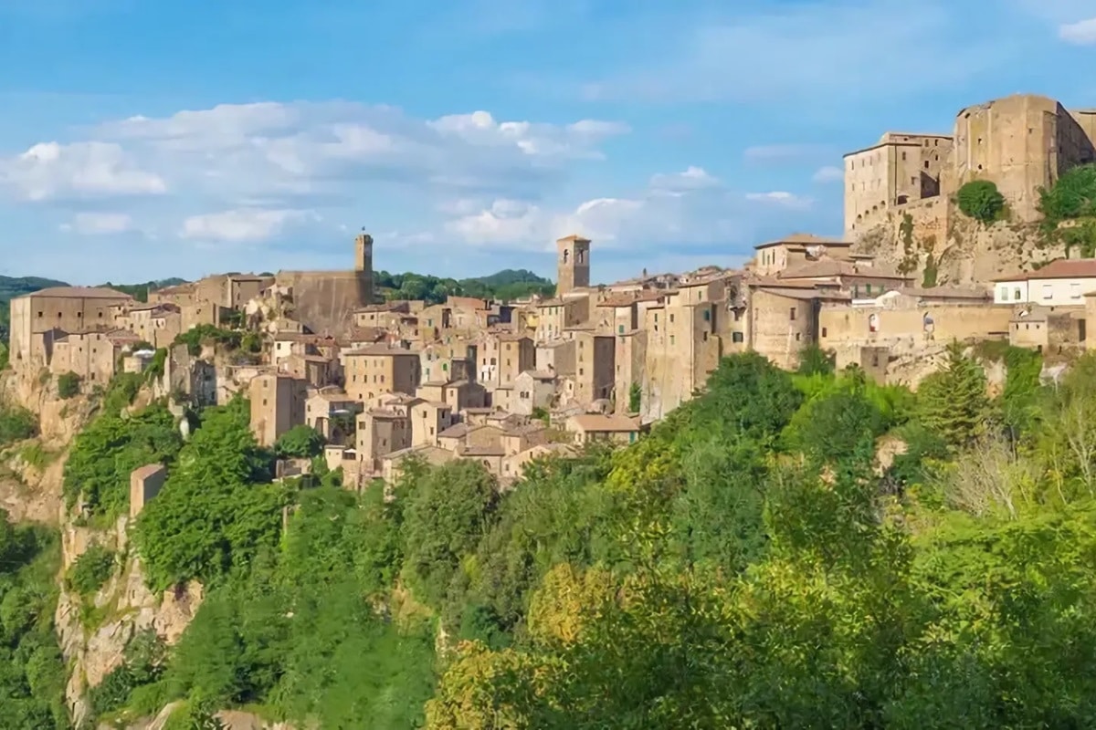 Visiter Sorano : un magnifique village de tuf en Toscane