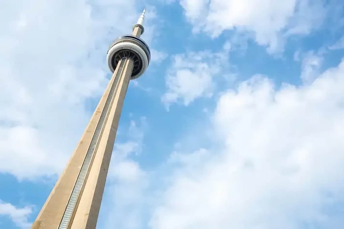 Tour CN à Toronto : une visite étonnante et incontournable