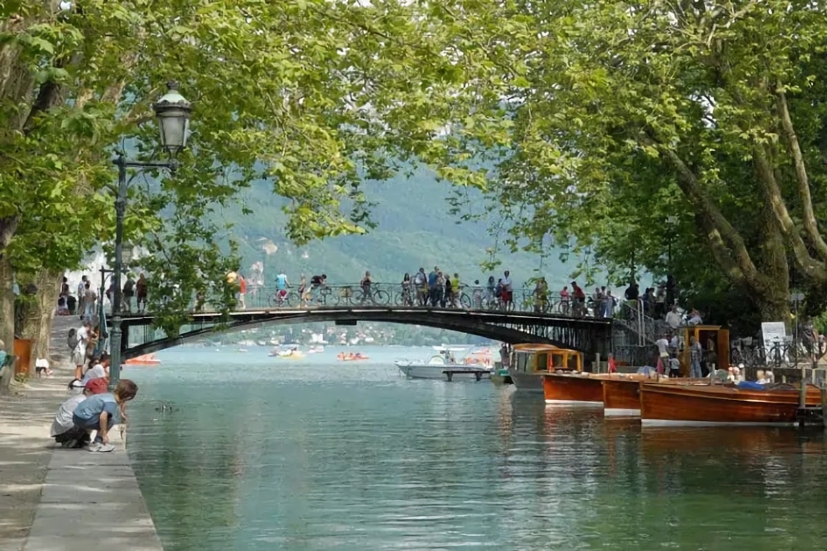 Comment bien préparer vos vacances à Annecy 