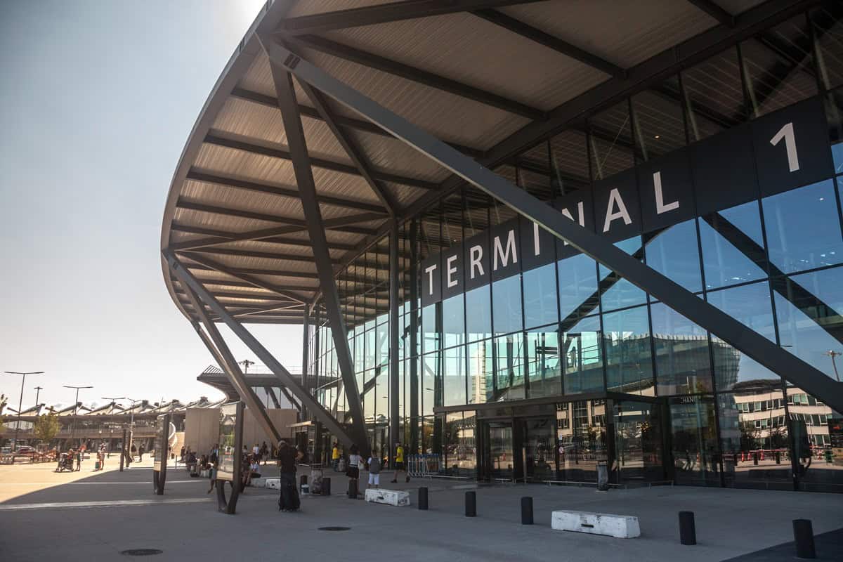 Conseils pour prendre l’avion à Lyon facilement et sans stress