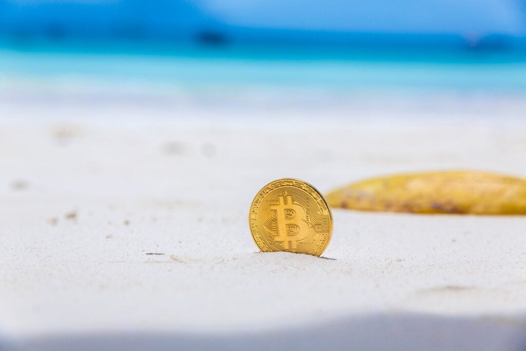 crypto monnaie sur la plage