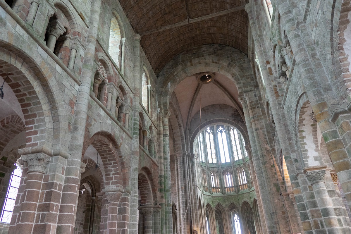 Aux origines de l'abbaye du Mont-Saint-Michel