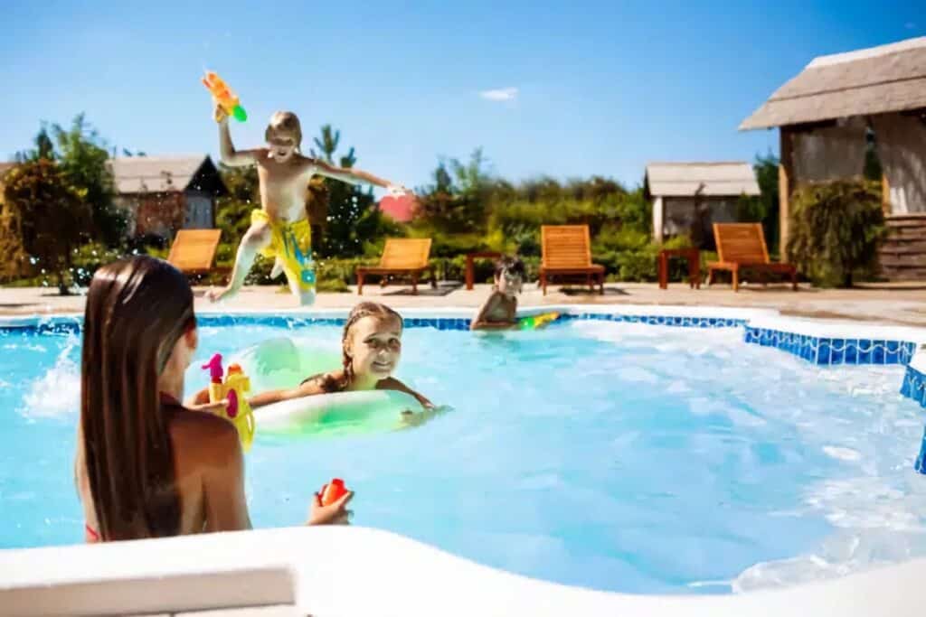 piscine dans le camping