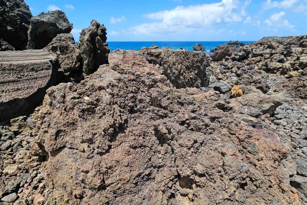 rochers et mer