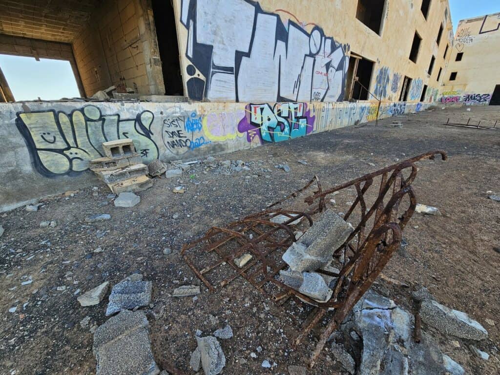 hôtel abandonné lanezarote