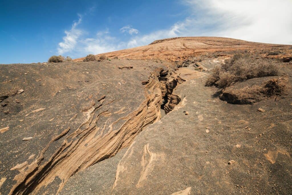 fissure dans le sol