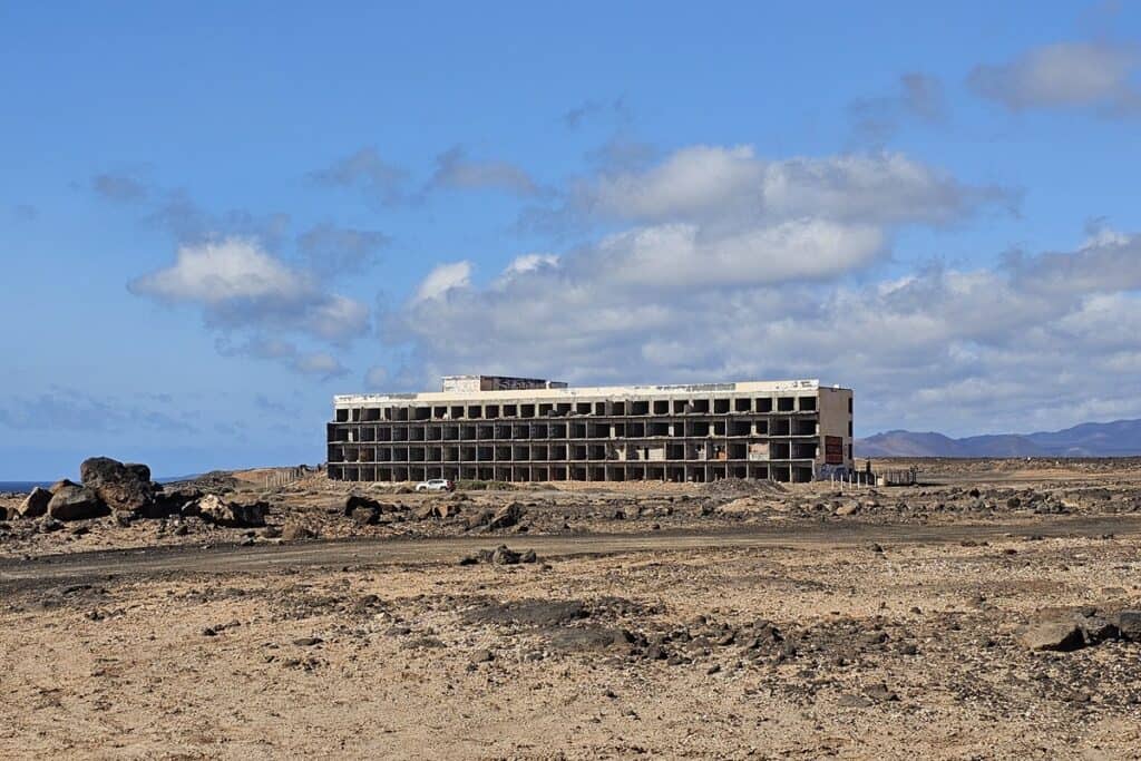 hôtel abandonné à Lanzarote