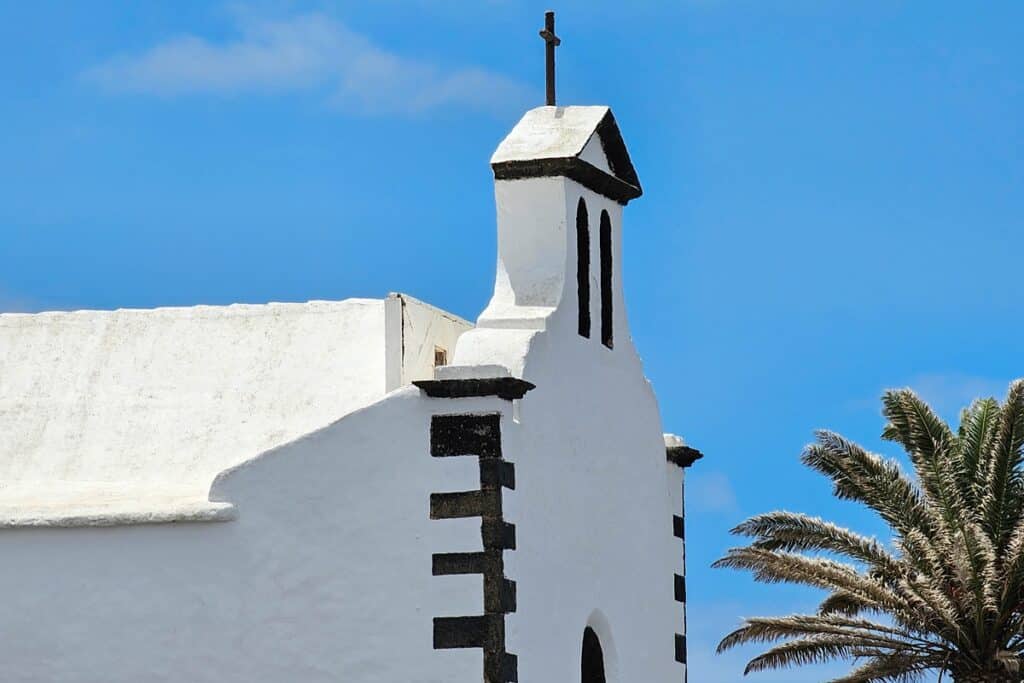 façade de notre dame des douleurs à lanzarote